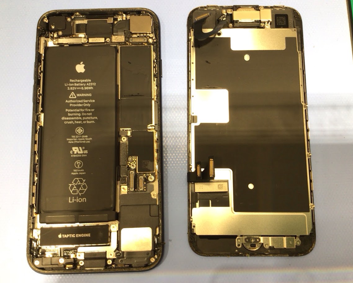 iPhoneSE2のバッテリー交換ならデータそのまま修理可能なスマホ修理工房セレオ甲府店へ！1